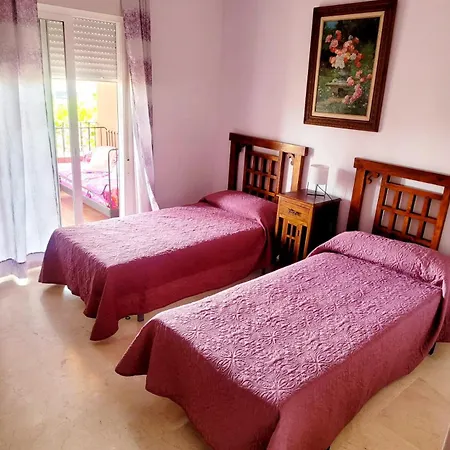 Holiday home Adosado De Mesana De Sotogrande